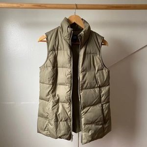 Gap Vest